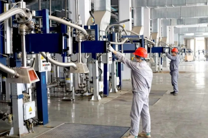 自卸车加盖电机选型要点及与渣土车加盖电机的差异化应用分析